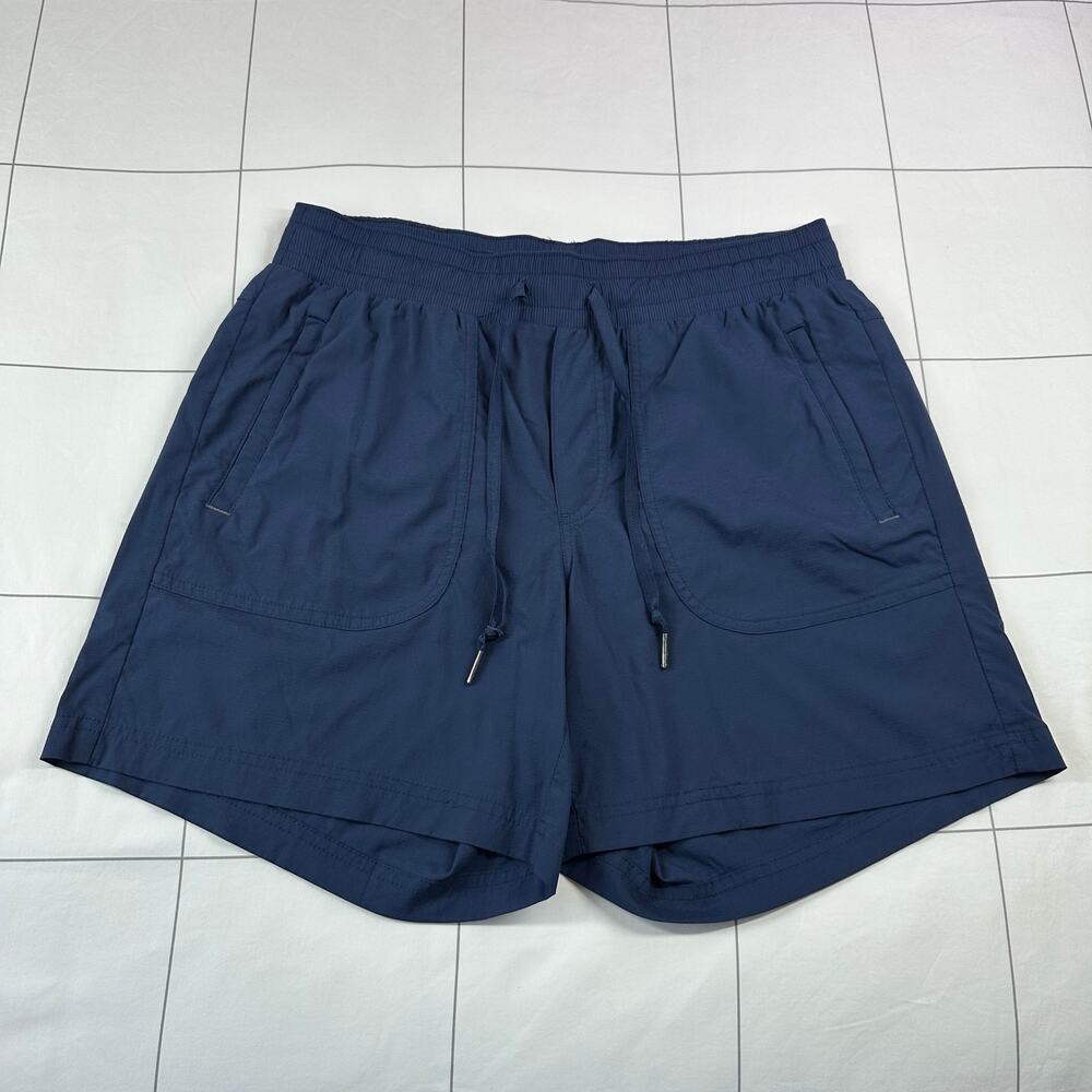 L.L. Bean Shorts Womens Medium Blue Vista Camp Hiking Athletic Casual Travel